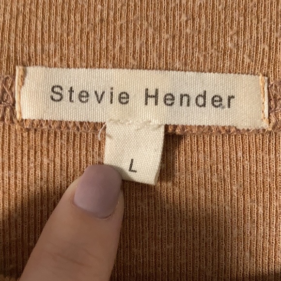 —Large Light Brown Stevie Hender Top - Picture 3 of 4